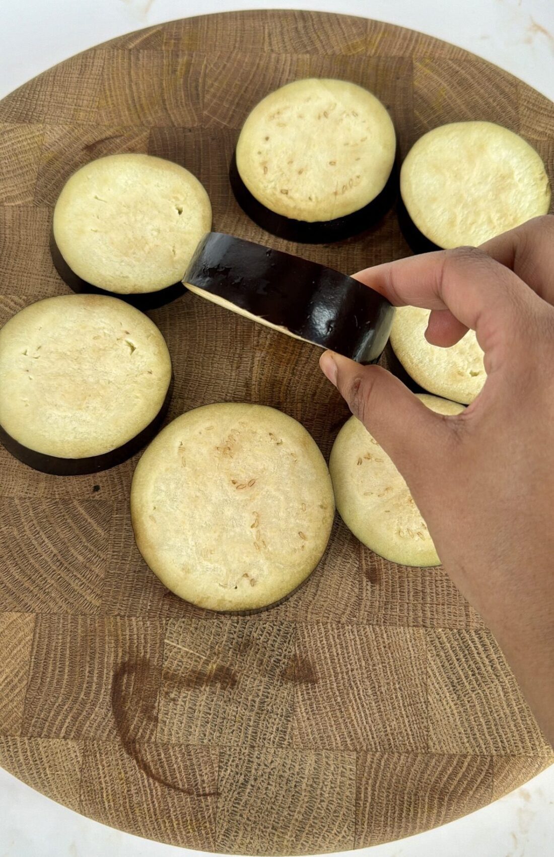 thickly sliced aubergine